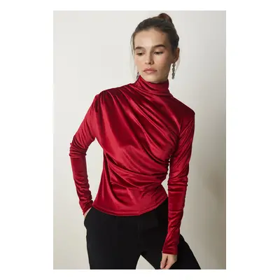 Happiness İstanbul Women's Red Gathered Collar Elegant Velvet Blouse