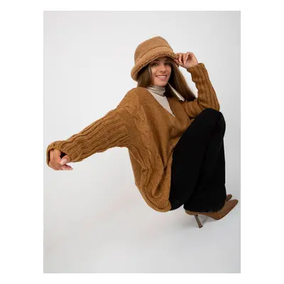 Oversize camel sweater OCH BELLA with braids