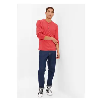 GAP Long Sleeve T-Shirt - Men