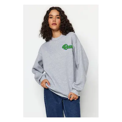 Trendyol Gray Melange Thick Fleece Inside, Embroidery Oversized/Wide Knitted Sweatshirt