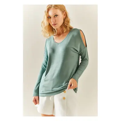 XHAN Mint Open-Shoulder Loose Loose Blouse 3YXK2-47539-58