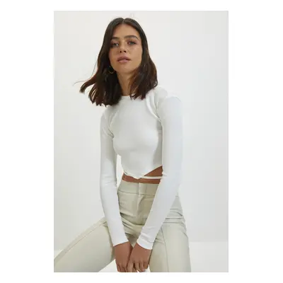 Női crop top Trendyol Tie detailed