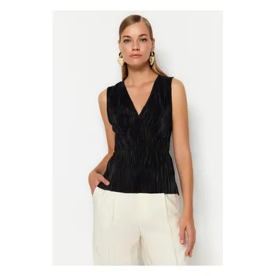 Trendyol Black Premium Pleated V-Neck Knitted Blouse