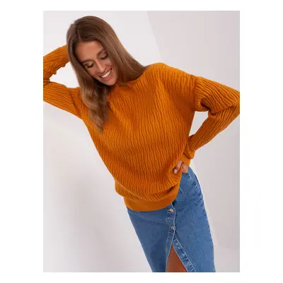 Light orange classic sweater with a round neckline