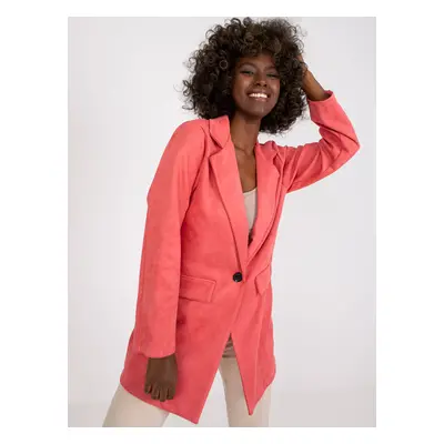 Pink blazer with Irmina clasp