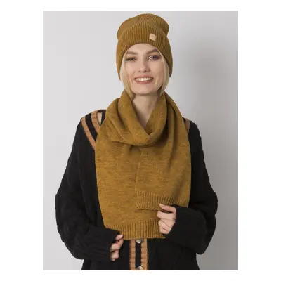 Knitted mustard set for the winter RUE PARIS