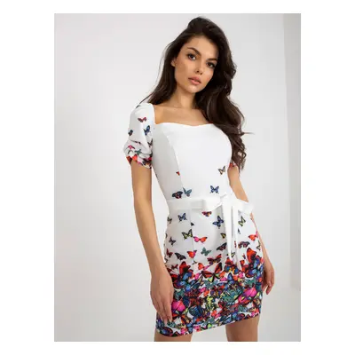 White fitted cocktail dress with print