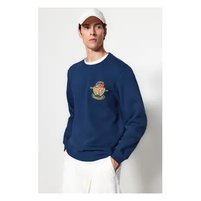 Trendyol Indigo Regular/Normal Cut Embroidered Fleece/Warm Sweatshirt