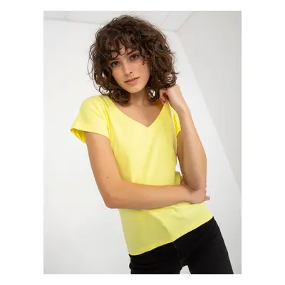 Light yellow simple cotton base shirt