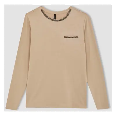 DEFACTO Regular Fit Crew Neck Long Sleeve T-Shirt