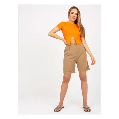 Elegant dark beige long shorts with pleated