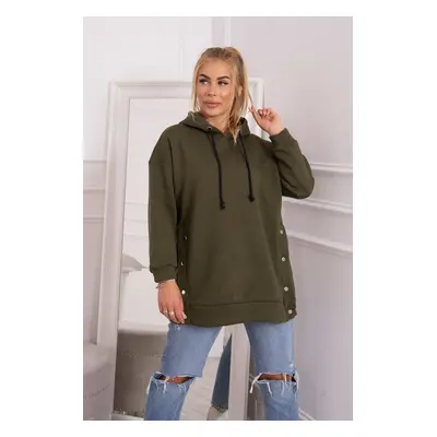 Insulated sweatshirt with khaki snap fasteners