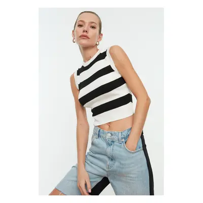 Trendyol Ecru Crop Striped Knitwear Blouse