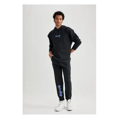 DEFACTO Regular Fit Rick and Morty Licensed With Pockets Sweatpants