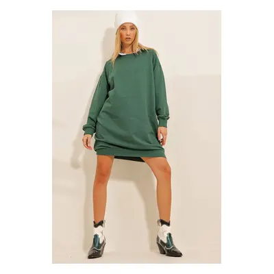 Trend Alaçatı Stili Women's Walnut Green Crew Neck Oversize Sweatshirt Dress