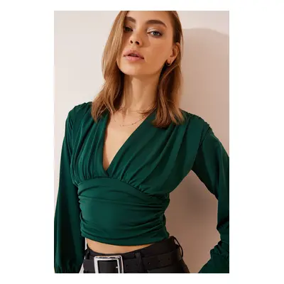 Happiness İstanbul Women's Emerald Green Deep V-Neck Crop Sandy Knit