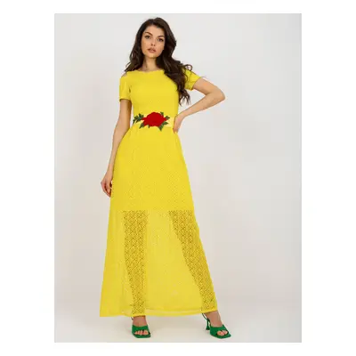 Yellow evening dress with lining