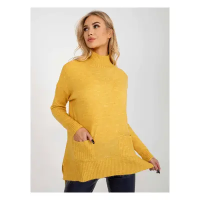 Yellow long oversize sweater with pockets