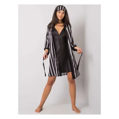 Black-striped sleeping suits