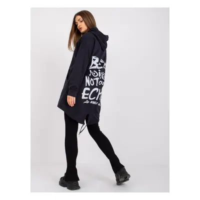 Dark blue hoodie with inscription on Sophie's back