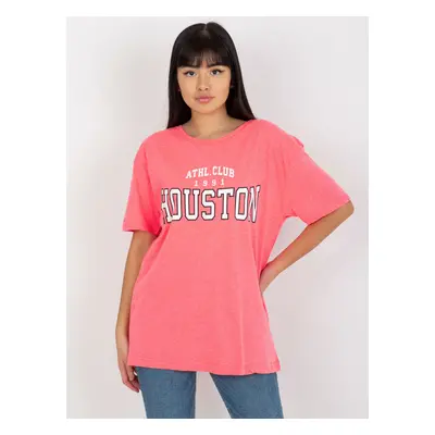 Fluo pink loose women's T-shirt with inscription