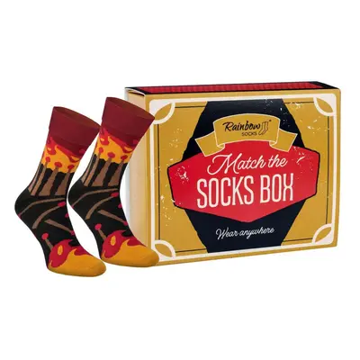 MATCH BOX Matches pair of rainbow socks