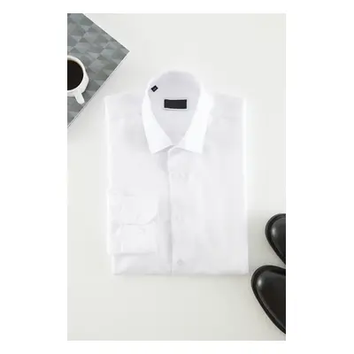 Trendyol White Slim Fit Smart Shirt