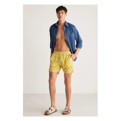 GRIMELANGE Isola Men's Lined 3-Pocket Yellow Sea Shorts with Water Repellent Fabric