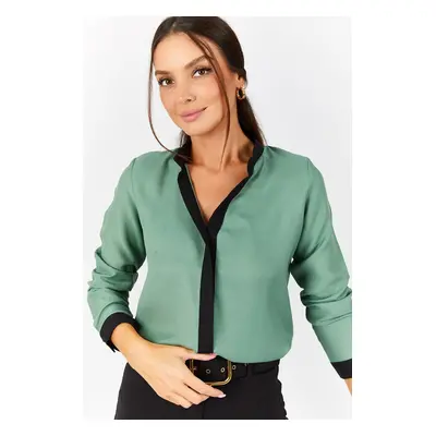 armonika Women's Turquoise Shirt with Stripe Front