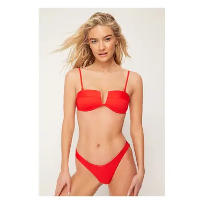 Trendyol Red Strapless Glitter Bikini Top