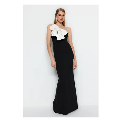 Trendyol Black and White Lined Woven Long Evening Evening Dress