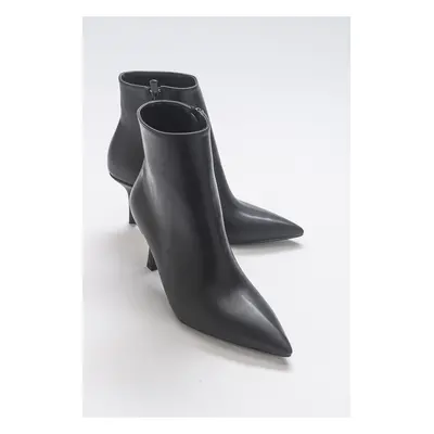 LuviShoes Raison Black Women's Boots