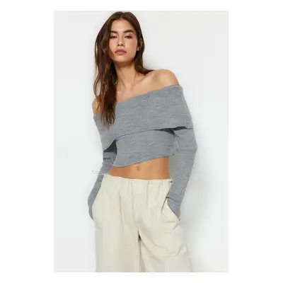 Trendyol Light Grey Super Crop Carmen galléros kötöttáru pulóver