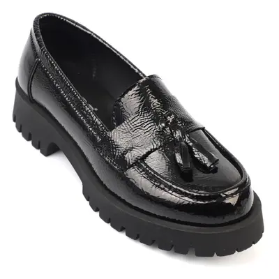 Capone Outfitters Trak Sole Tasseled Women's Loafer