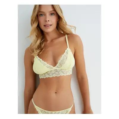 Koton Soft Unfilled Wireless Bra With Lace