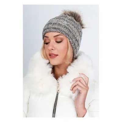 Lady's winter cap - beige