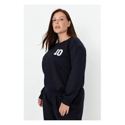 Trendyol Curve Navy Blue Pactch Detailed Knitted Thin Sweatshirt