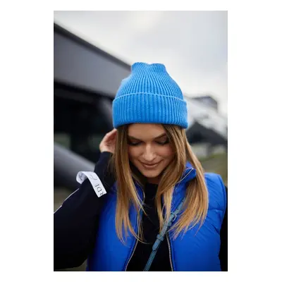 Women's blue cap with fastening