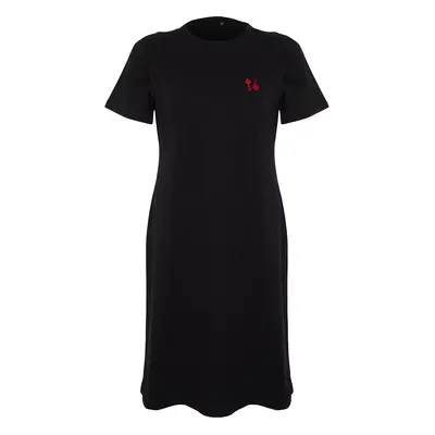 Trendyol Curve Black Embroidery Detailed Knitted Maxi/Long 100% Cotton T-shirt Dress