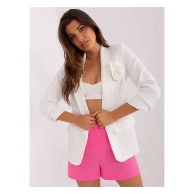 Ecru elegant blazer with 3/4 sleeves