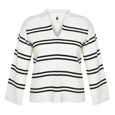 Trendyol Curve Ecru Striped Knitwear Sweater