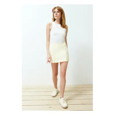 Trendyol Yellow Double Slit Super Mini Woven Short Skirt