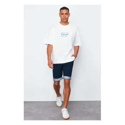 Trendyol Navy Regular Fit Double Leg Gabardine Shorts