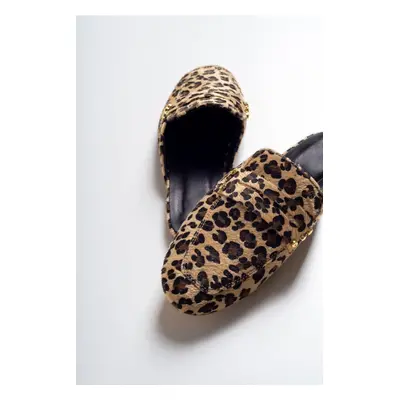 LuviShoes Women's Brown Genuine Leather Leopard Slippers