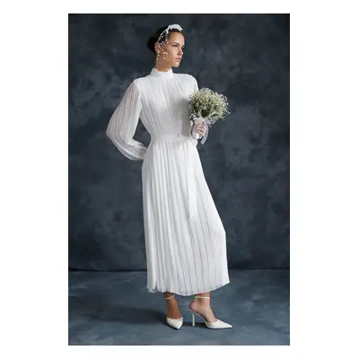 Trendyol Cream Pleated Woven Lined Chiffon Bride/Special Occasion Dress