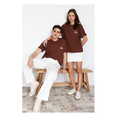 Trendyol Brown Oversize Mushroom Embroidered 100% Cotton T-Shirt