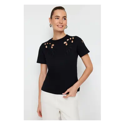 Trendyol Black Embroidered Basic/Regular Pattern Knitted T-Shirt