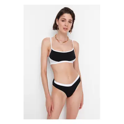 Női bikini alsó Trendyol V Cut