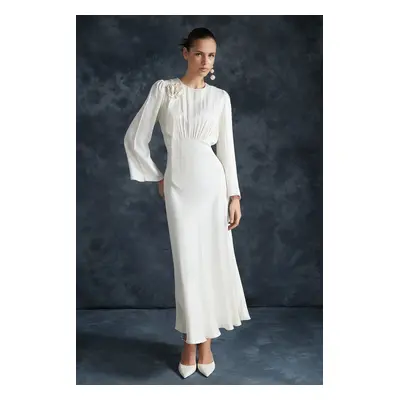 Trendyol Cream Rose Detailed Wedding / Special Occasion Woven Satin Evening Dress