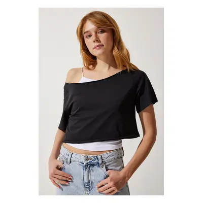 Happiness İstanbul Women's Black Boat Neck Basic Crop Knitted T-Shirt